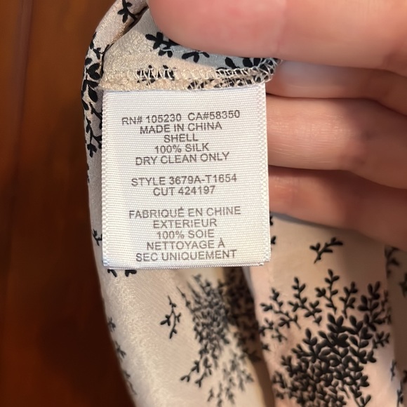 Joie cream silk shell with black floral pattern - Picture 5 of 5
